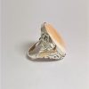 Кольцо из серебра и золота с натуральным кораллом